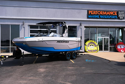 BOATZON | MOOMBA Max 2025 BOATZON | MOOMBA Max 2025