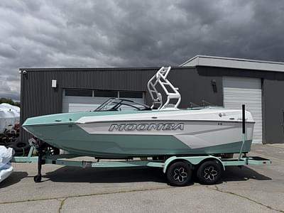 BOATZON | MOOMBA Max 2025 BOATZON | MOOMBA Max 2025