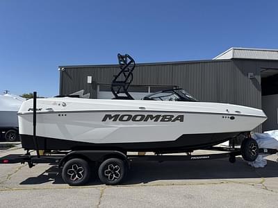 BOATZON | MOOMBA Max 2025 BOATZON | MOOMBA Max 2025