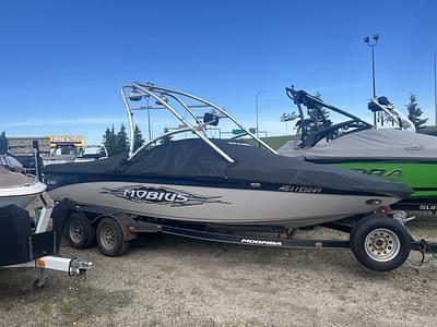 BOATZON | Moomba Mobius LS 2008 BOATZON | Moomba Mobius LS 2008