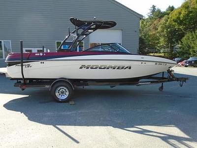 BOATZON | Moomba Mobius LSV 2014