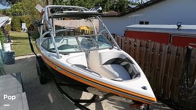 BOATZON | Moomba Mobius LSV