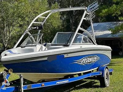 BOATZON | Moomba Mobius LSV BOATZON | Moomba Mobius LSV