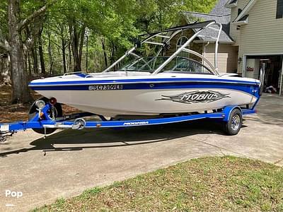 BOATZON | Moomba Mobius LSV BOATZON | Moomba Mobius LSV