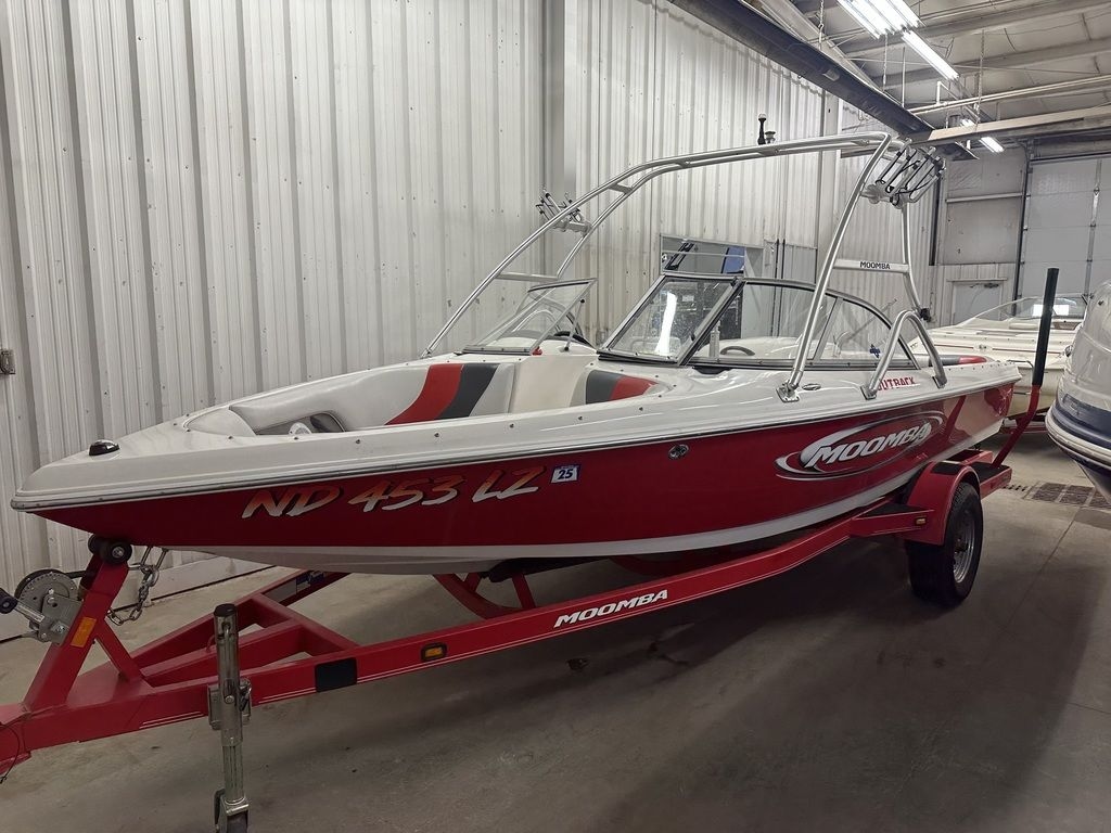 2005 MOOMBA Outback - Sold Boat