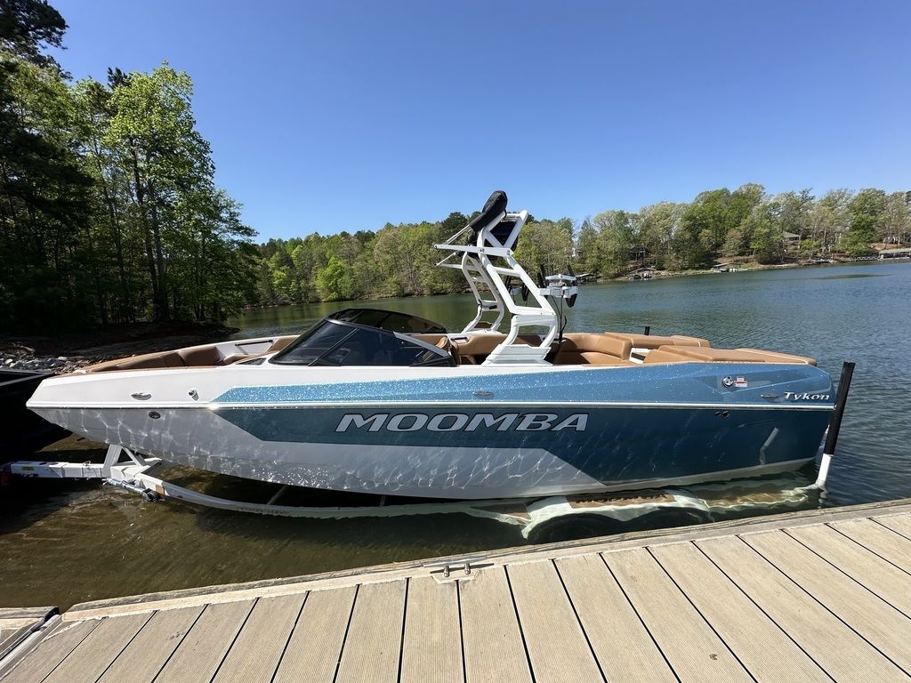 2024 MOOMBA Tykon - Sold Boat