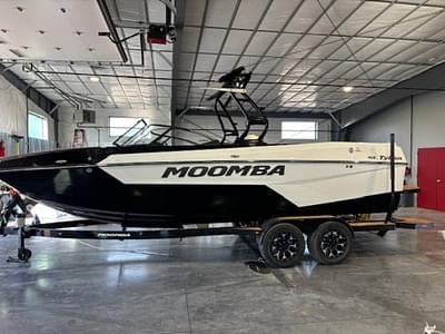 BOATZON | MOOMBA Tykon 2025