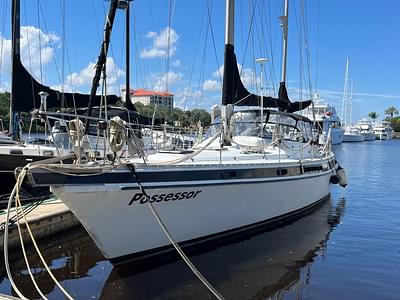 BOATZON | Morgan Out Island Ketch 1975