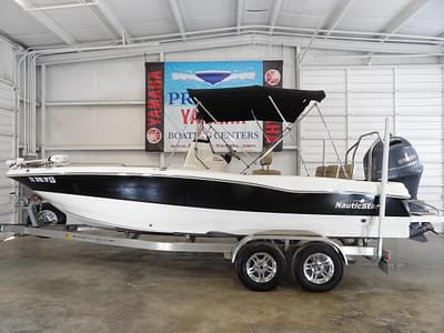 BOATZON | NauticStar 211 Hybrid 2019 BOATZON | NauticStar 211 Hybrid 2019