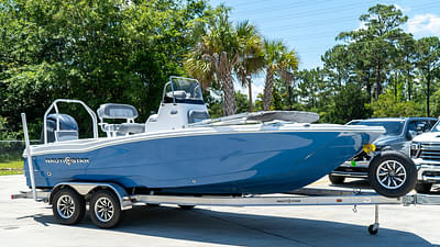 BOATZON | NauticStar 211 Hybrid 2024