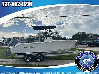 BOATZON | NauticStar 212 Legacy 2024 BOATZON | NauticStar 212 Legacy 2024