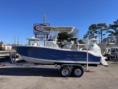 BOATZON | NauticStar 212 Legacy 2025 BOATZON | NauticStar 212 Legacy 2025