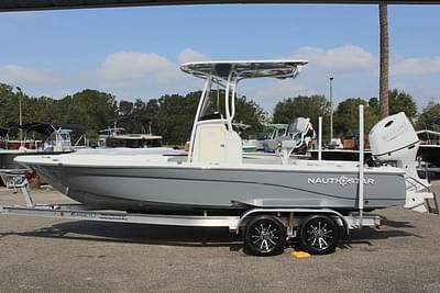 BOATZON | NauticStar 224 Bay 2025