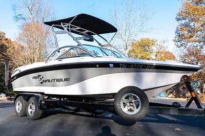 BOATZON | Nautique Crossover 211 2008