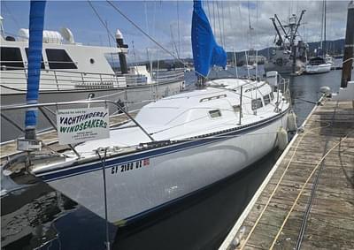 BOATZON | 1984 Newport 33
