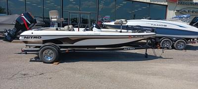 BOATZON | Nitro NX882 2003 BOATZON | Nitro NX882 2003