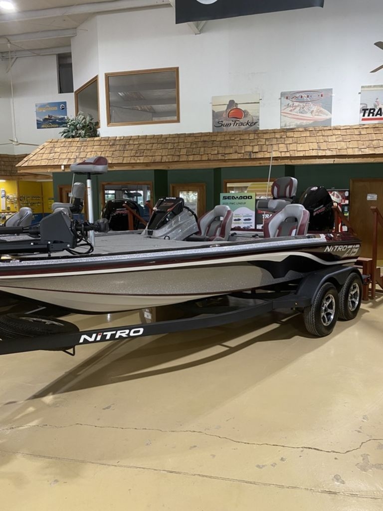 2025 Nitro Z19 - Sold Boat