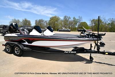 BOATZON | Nitro Z19 Pro Dual Console 2019 BOATZON | Nitro Z19 Pro Dual Console 2019