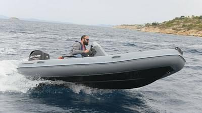BOATZON | Northstar Axis 42 2022