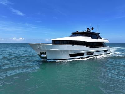 BOATZON | Ocean Alexander 28 legend 2025