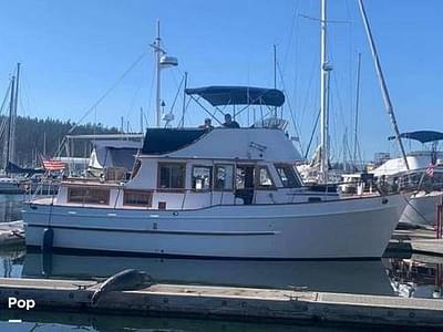 BOATZON | Pacific Yacht Classic Cabin 36 BOATZON | Pacific Yacht Classic Cabin 36