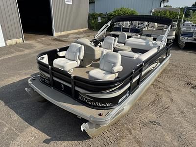 BOATZON | Palm Beach 200 Castmaster Pontoon with SEA LEGS 2017