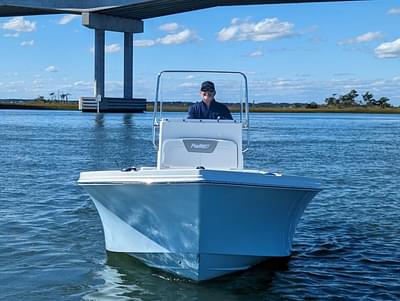 BOATZON | Parker 18 SE CC 2025
