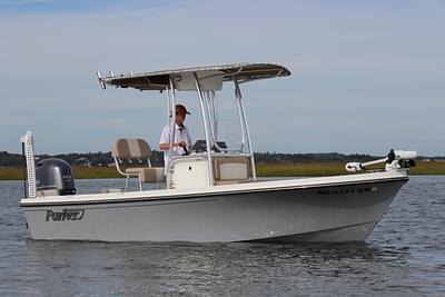 BOATZON | Parker 1801 Center Console 2019