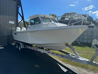 BOATZON | 2025 Parker 2420 Sport Cabin