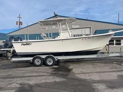 BOATZON | Parker 2501 Center Console 2020