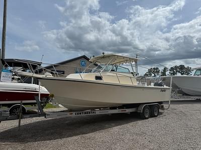 BOATZON | Parker 2510 Walkaround 2004