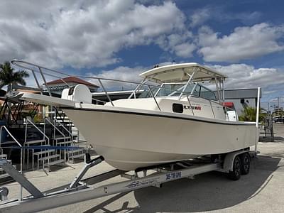 BOATZON | Parker 2510 XL Walkaround 2005 BOATZON | Parker 2510 XL Walkaround 2005