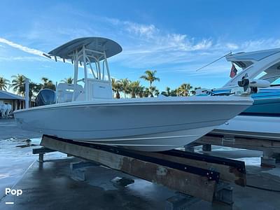 BOATZON | Pathfinder 2020 Pathfinder 2500 Hybrid