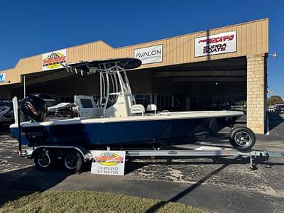 BOATZON | Pathfinder 2200 TRS 2025