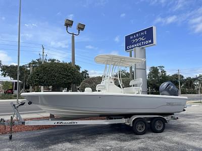 BOATZON | Pathfinder 2200 TRS 2025