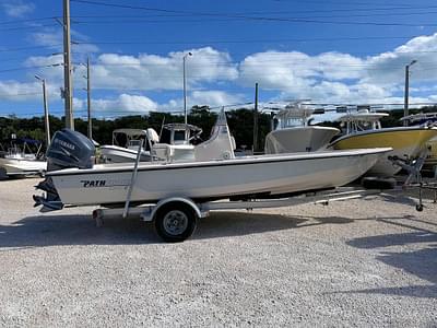 BOATZON | 2005 Pathfinder 2200-v