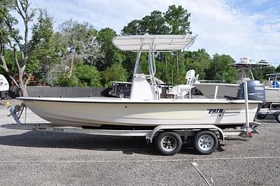 BOATZON | Pathfinder 2200V 2005