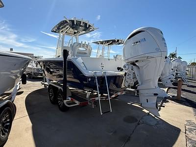 BOATZON | Pathfinder 2400 Open 2025