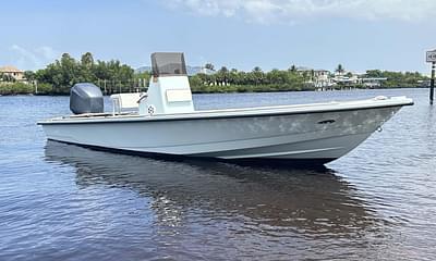 BOATZON | 2004 Pathfinder 2400-v