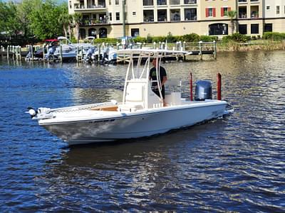 BOATZON | Pathfinder 2500 Hybrid 2018 BOATZON | Pathfinder 2500 Hybrid 2018