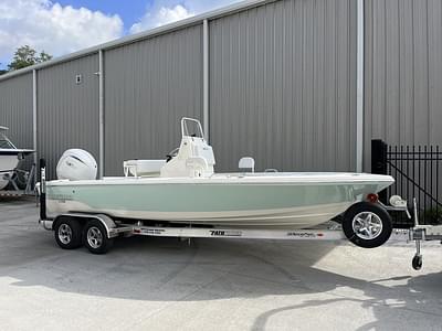 BOATZON | Pathfinder Boats 2200 TRS 2025
