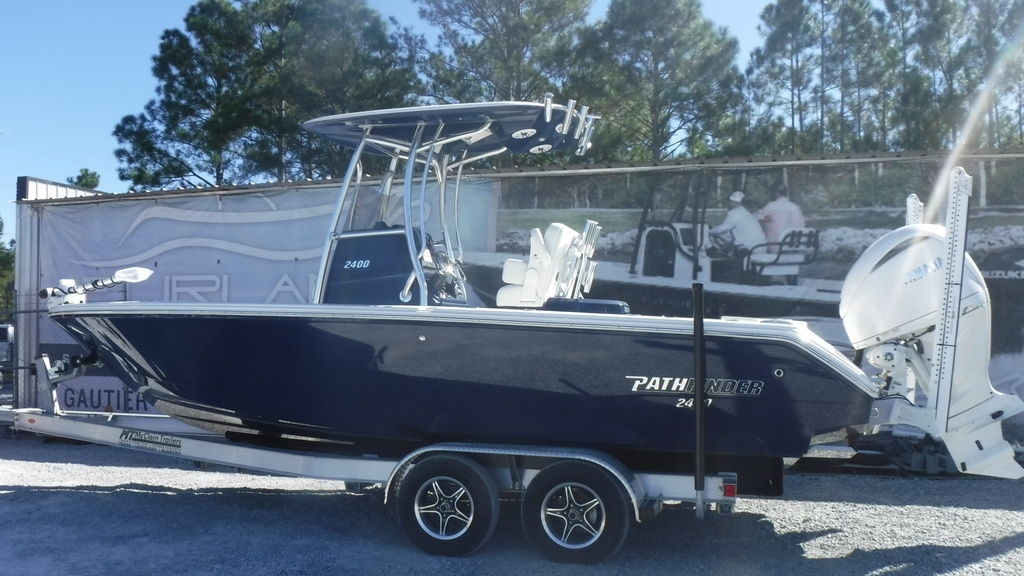 2025 Pathfinder Boats 2400 Open - Sold Boat