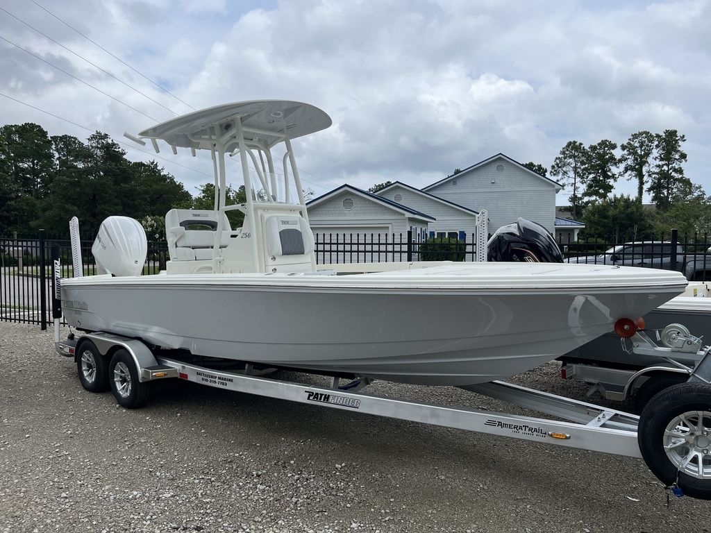 Pathfinder Boats 2500 Hybrid 2024