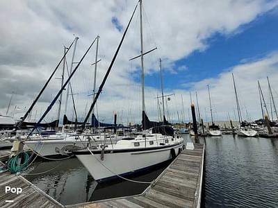 BOATZON | Pearson 365 BOATZON | Pearson 365