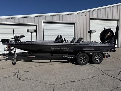 BOATZON | 2025 Phoenix 721 ZXL
