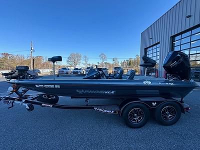 BOATZON | Phoenix Bass Boats 19 PHX 2022