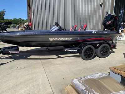 BOATZON | Phoenix Bass Boats 20 XE DEMO PRICE 2025