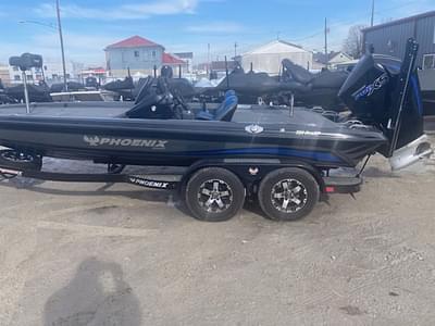 BOATZON | Phoenix Bass Boats 721 Pro XP 2022