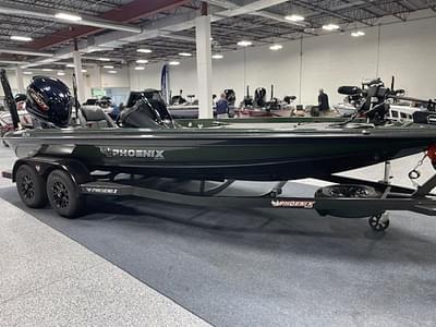 BOATZON | Phoenix Bass Boats 721 PRO XP 2026