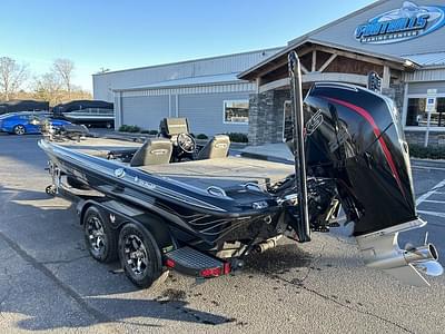 BOATZON | Phoenix Bass Boats 721 ProXP 2021